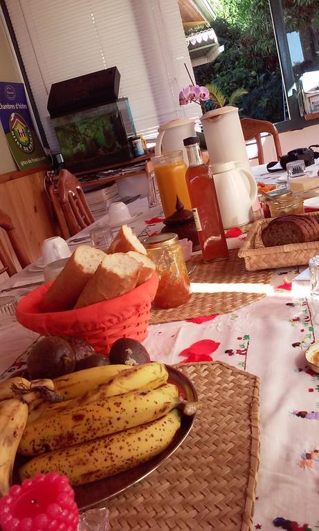 Chez Mamie Acomodação com café da manhã Les Avirons Exterior foto